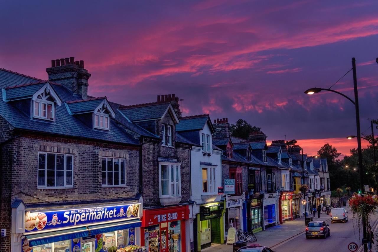 Vibrant City Centre - King Bed, Entire Apartment CBG エクステリア 写真